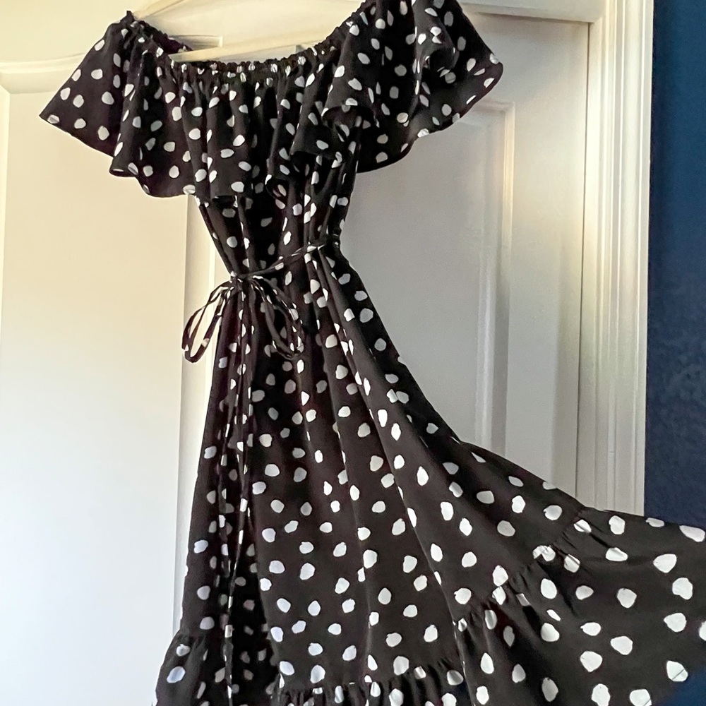 Polka-dot, off-shoulder dress
